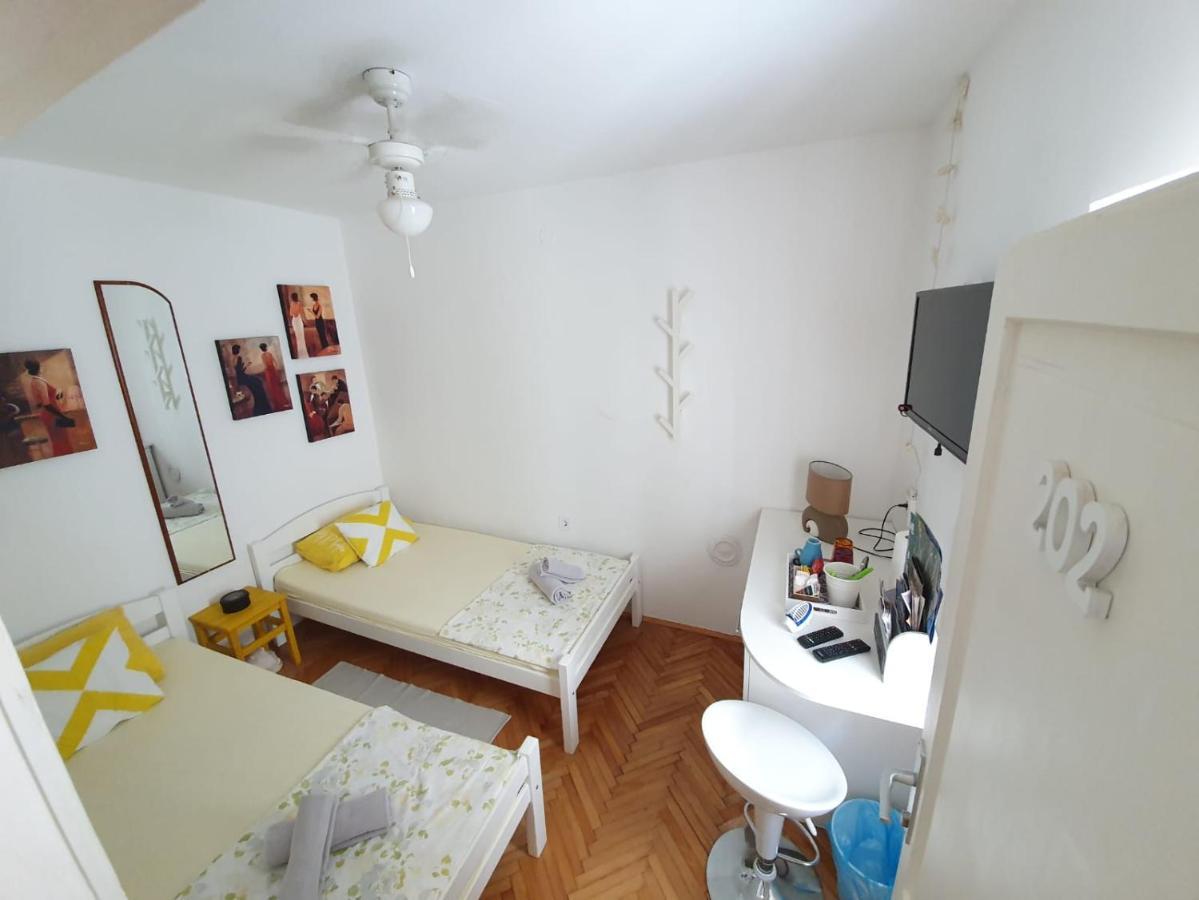 Room With Shared Bathroom House Gorica Sibenik Exterior photo